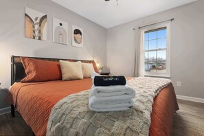 3 bedrooms, iron/ironing board, travel crib, WiFi