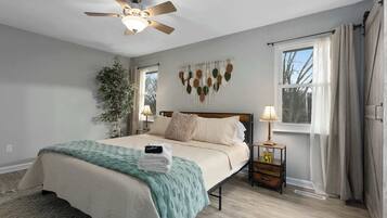 3 bedrooms, iron/ironing board, travel crib, WiFi