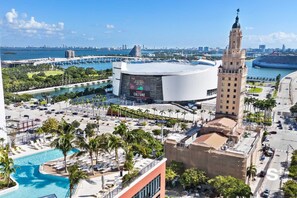 Pool - Miami Luxury Studio | City View (Miami)