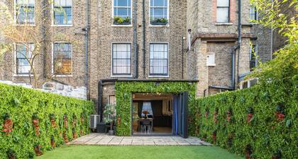 Luxury 4 Bedroom House in Central London