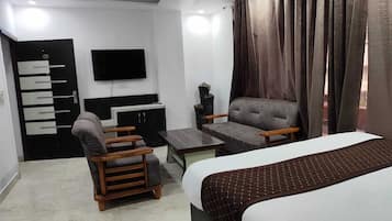 Standard Double Room | Free WiFi