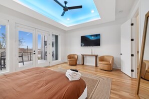 2 chambres, fer et planche à repasser, Wi-Fi, draps fournis