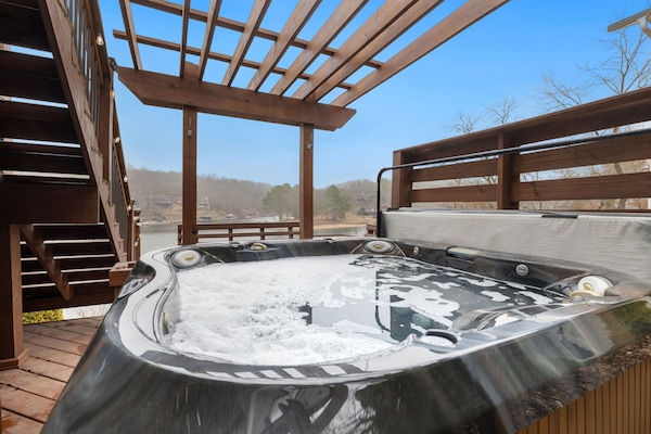 Bain à remous extérieur