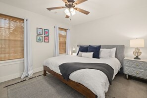 2 bedrooms, desk, iron/ironing board, WiFi