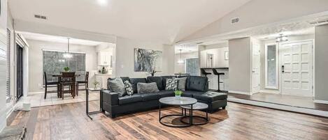 TV, fireplace, offices