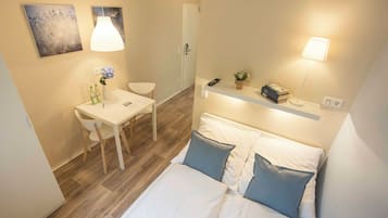 Economy Double Room, Non Smoking | Desk, iron/ironing board, free WiFi