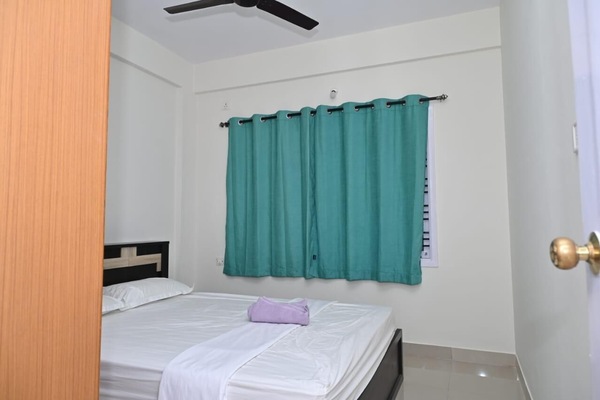 Comfort Apartment, 2 Bedrooms, Balcony, City View