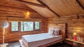 Deluxe Cottage, 1 Queen Bed, Balcony, Mountain View | 1 bedroom, blackout drapes, iron/ironing board