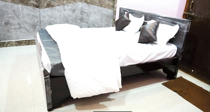 Hiraa inn Studio Apartments