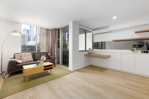 TV, offices