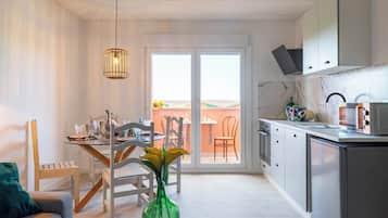 Studio Supérieur, terrasse | Cuisine privée