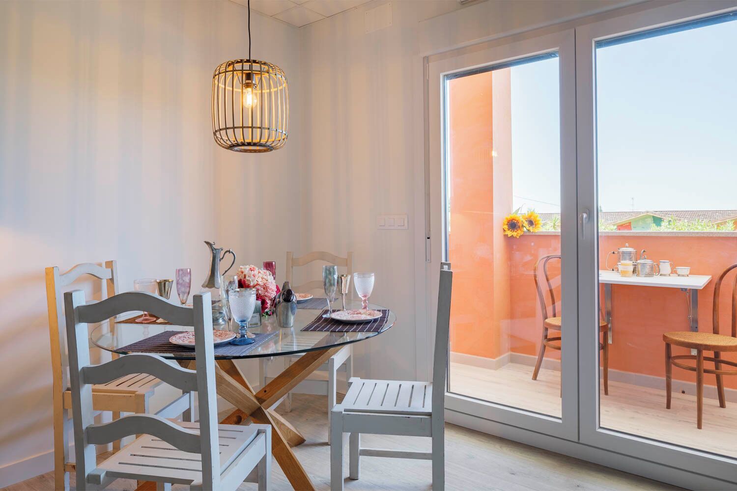 Superior Studio, Terrace | Dining room