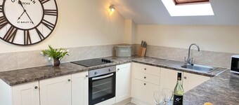 Mill Cottage Solva, with parking.