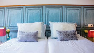 Deluxe Penthouse, 2 Bedrooms, Terrace | 4 bedrooms, desk, laptop workspace, iron/ironing board
