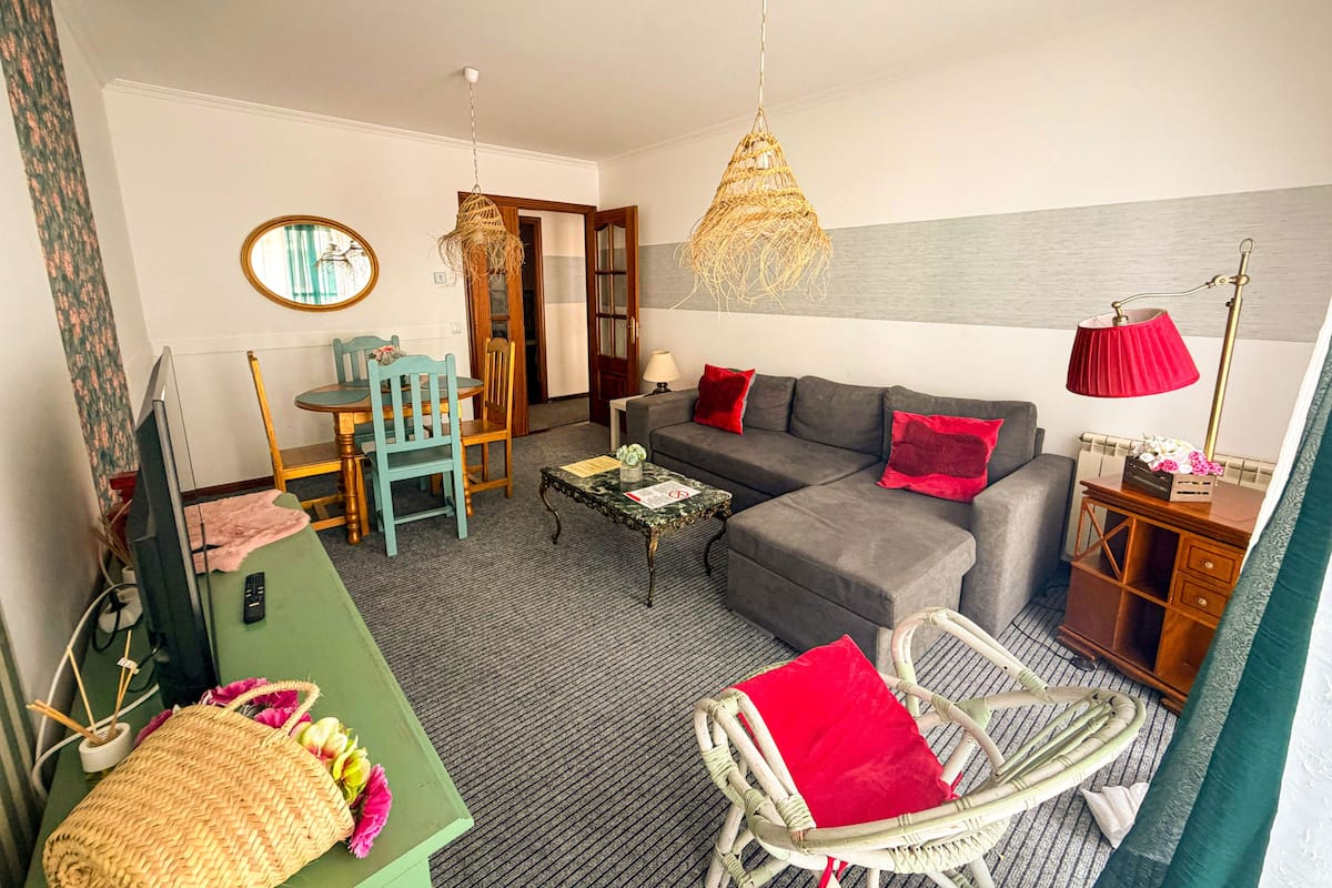 Apartment, 2 Bedrooms | Living area