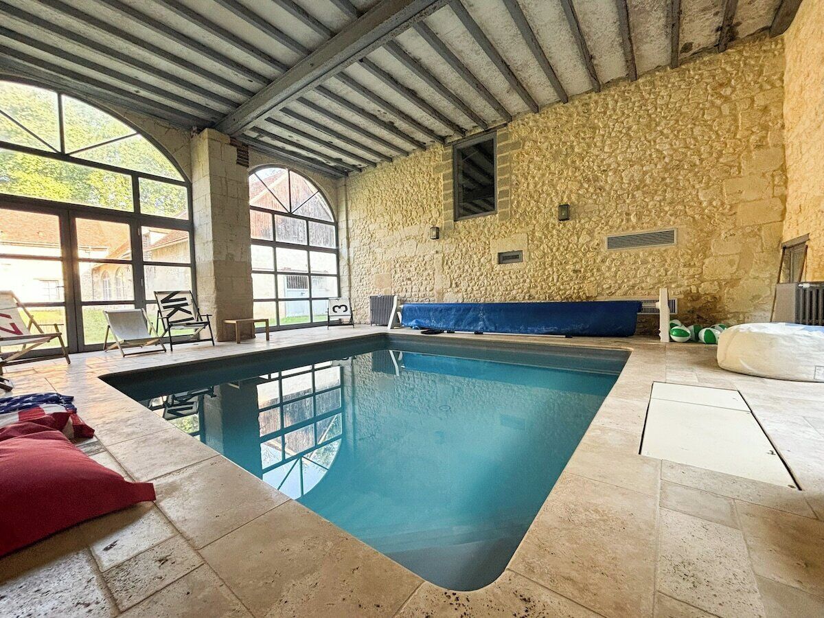 Piscina coberta i piscina climatitzada 