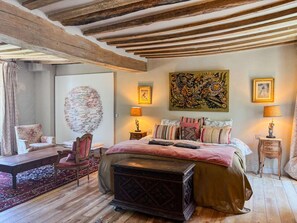 7 Schlafzimmer, WLAN, Bettwäsche