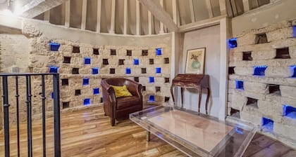 Le manoir de saint ouen avec piscine chauffée intérieure