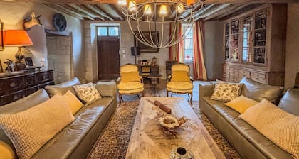 Manoir XV et Grange avec piscine