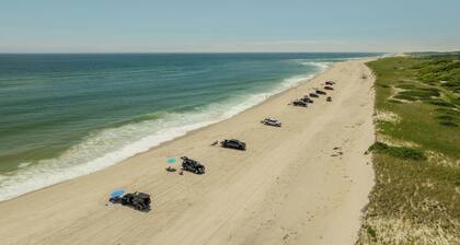 Studio, Walk to Nauset Beach!