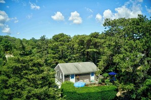 Exterior - Studio perfect for 3, Walk to Nauset Beach! (Orleans)