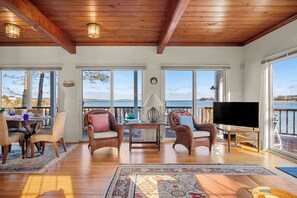 Televisie en een kantoor