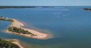 On the beach - Great location with Water Views! (Harwich)