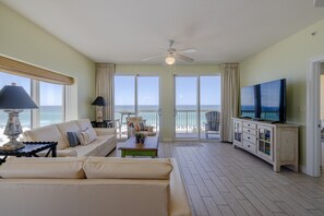 Smart TV, DVD player