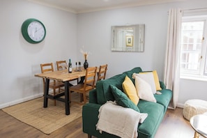 Appartement | Aire de séjour | Téléviseur