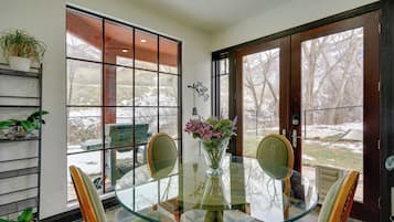 Apartamento (2 Bedrooms) | Parte interna