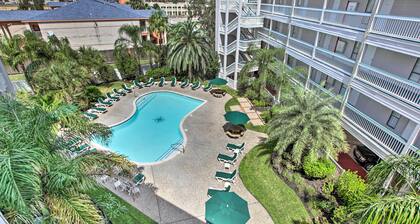 Steps to Beach: Galveston Condo w/ Balcony!