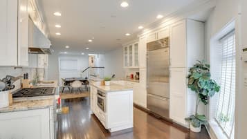 Apartment (4 Bedrooms) | Interior