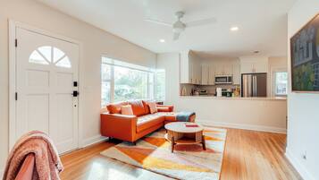 Nhà (3 Bedrooms) | Nội thất