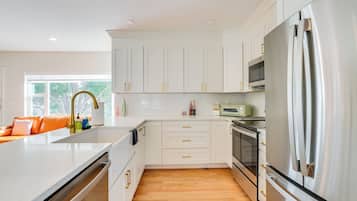 Nhà (3 Bedrooms) | Nội thất