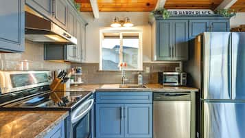 Cottage (3 Bedrooms) | Interior
