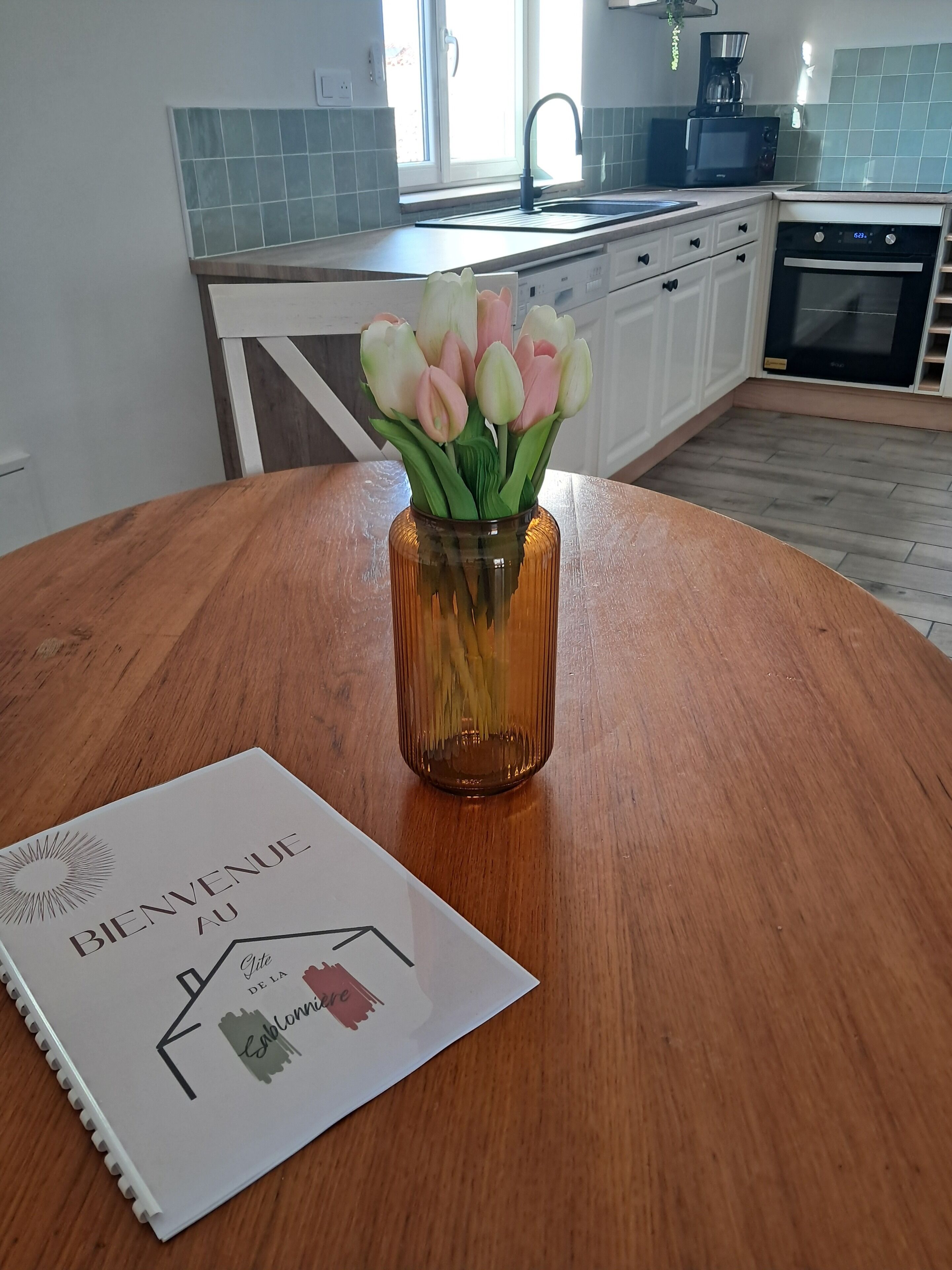 Microonde, forno, piano cottura, lavastoviglie