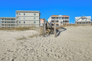 Apartment (2 Bedrooms) | Interior - Waterfront Gem w/ Balcony in Garden City (Murrells Inlet)