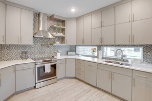 House (3 Bedrooms) | Interior - Pets Welcome: Home w/ Deck & Patio in Hockley! (Tomball)