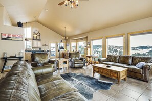 House (2 Bedrooms) | Front of property