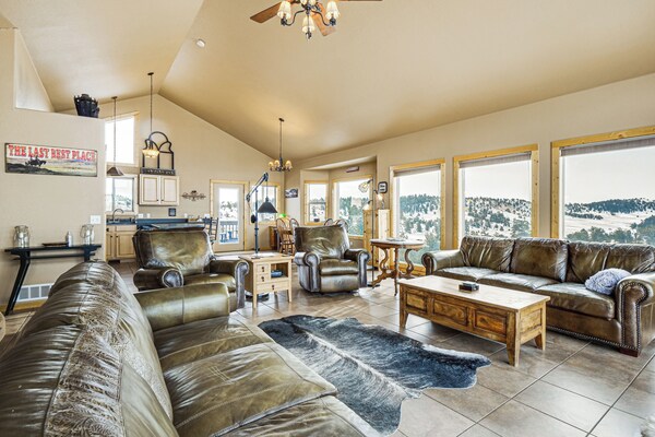 Mountain & Valley Views: Fairplay Family Home! - Colorado
