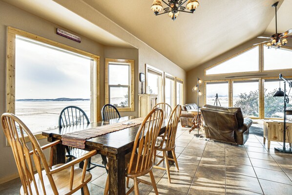 Interior - Mountain & Valley Views: Fairplay Family Home! (Como)