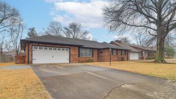 Nhà (4 Bedrooms) | Nội thất