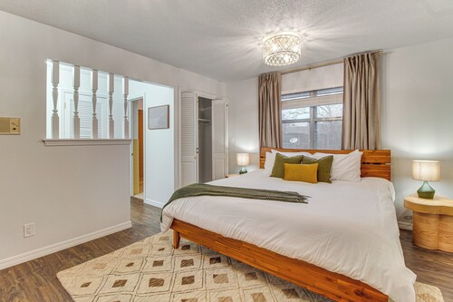 Near Shops & Eats: Vinita Home w/ Furnished Patio