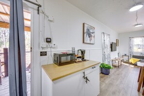 House (1 Bedroom) | Interior