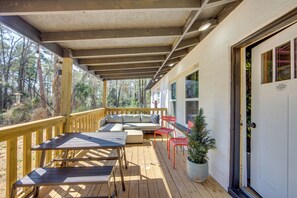 House (3 Bedrooms) | Interior - Winnsboro Home on 17 Acres: Outdoor Spots & Trails (Winnsboro)