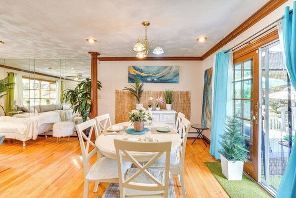 House (4 Bedrooms) | Interior