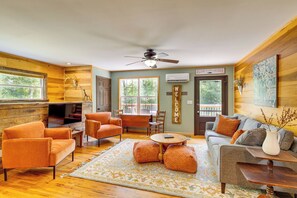 Interior - Peaceful Cabin at Lake Logan w/ Spacious Yard! (Ardmore)