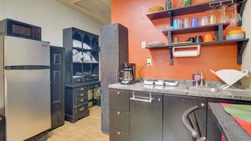 Apartment (0 Bedroom) | Interior