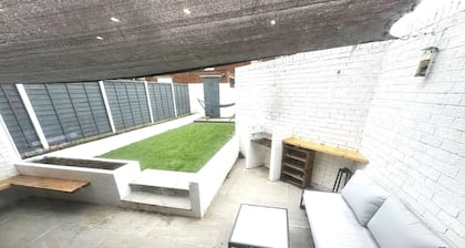 Leamington Spa-3 Bed-garden-pets-parking