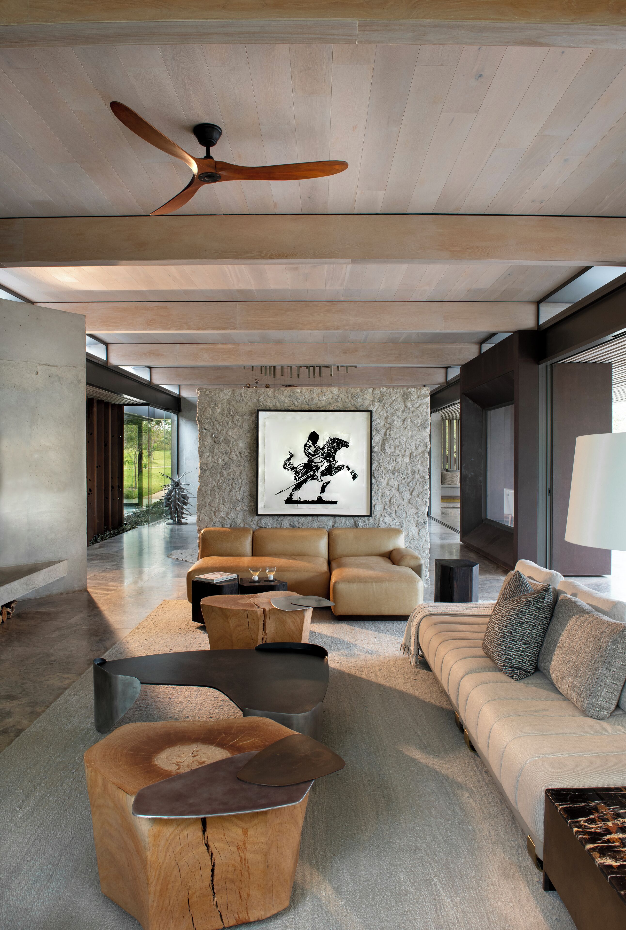 Karula Villa | Living area | 46-inch flat-screen TV with digital channels, fireplace, Netflix